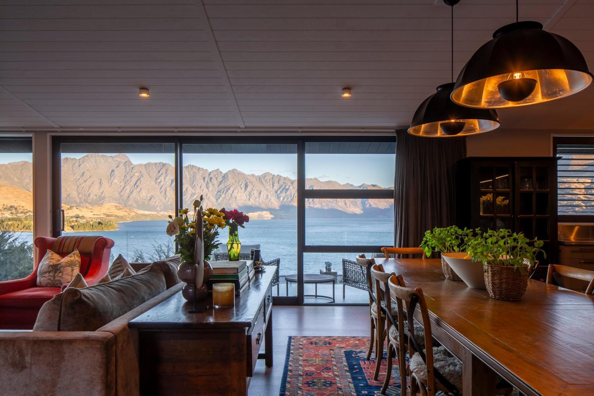 11 Aspen Grove - Stunning Views And Pool Villa