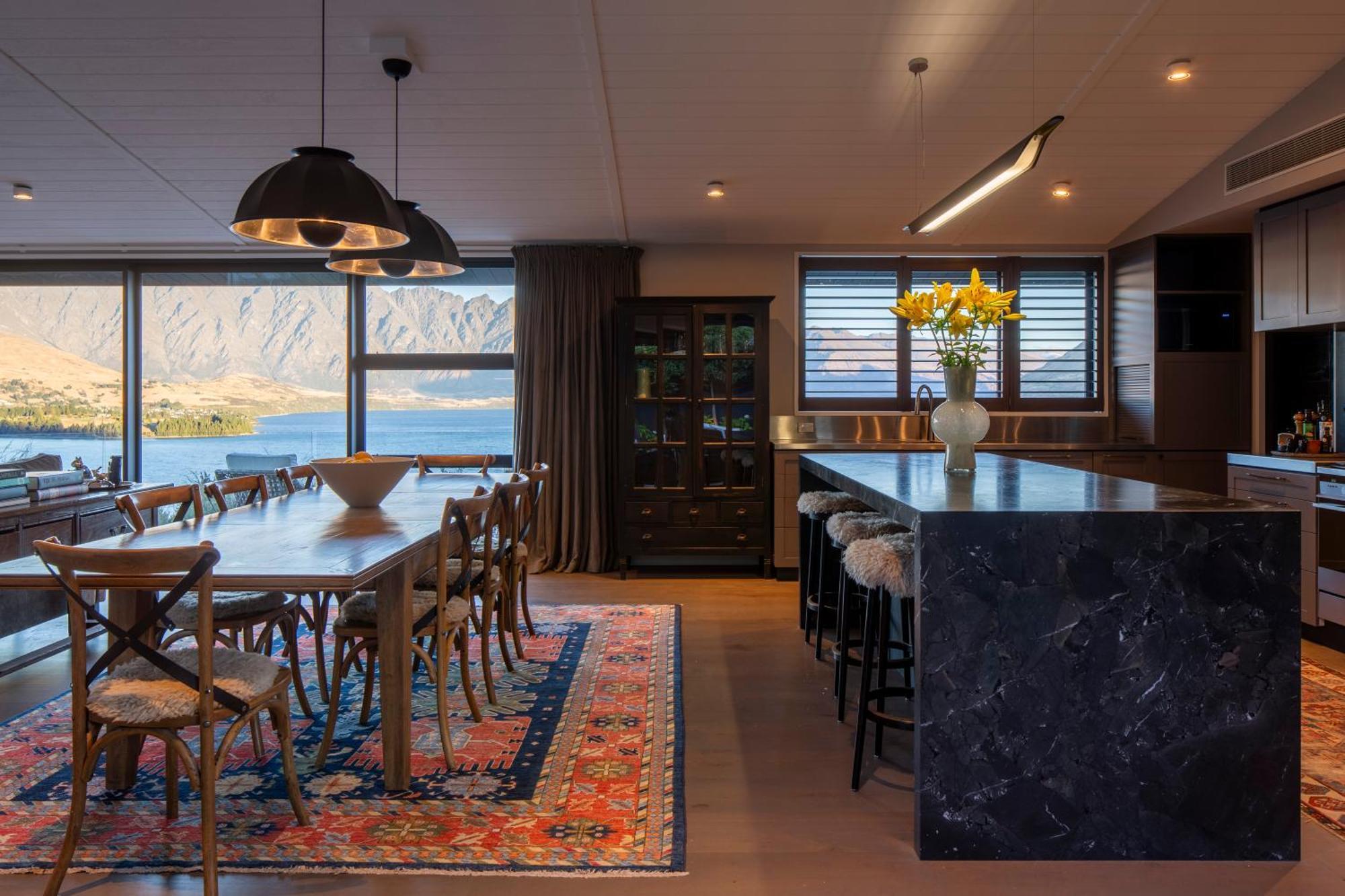 Villa 11 Aspen Grove - Stunning Views And Pool Queenstown