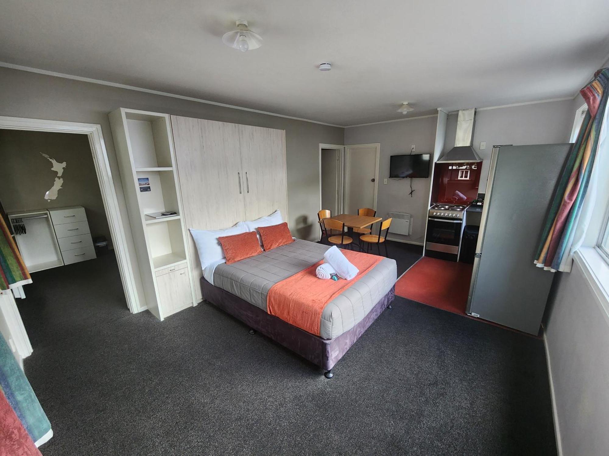 Hotel Pinewood 3*