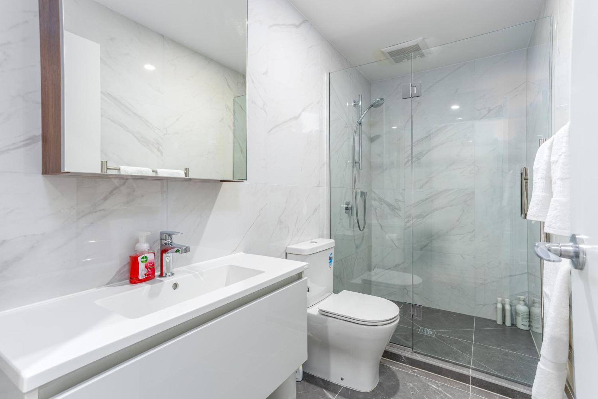 Lakeview Escape Fernhill Retreat