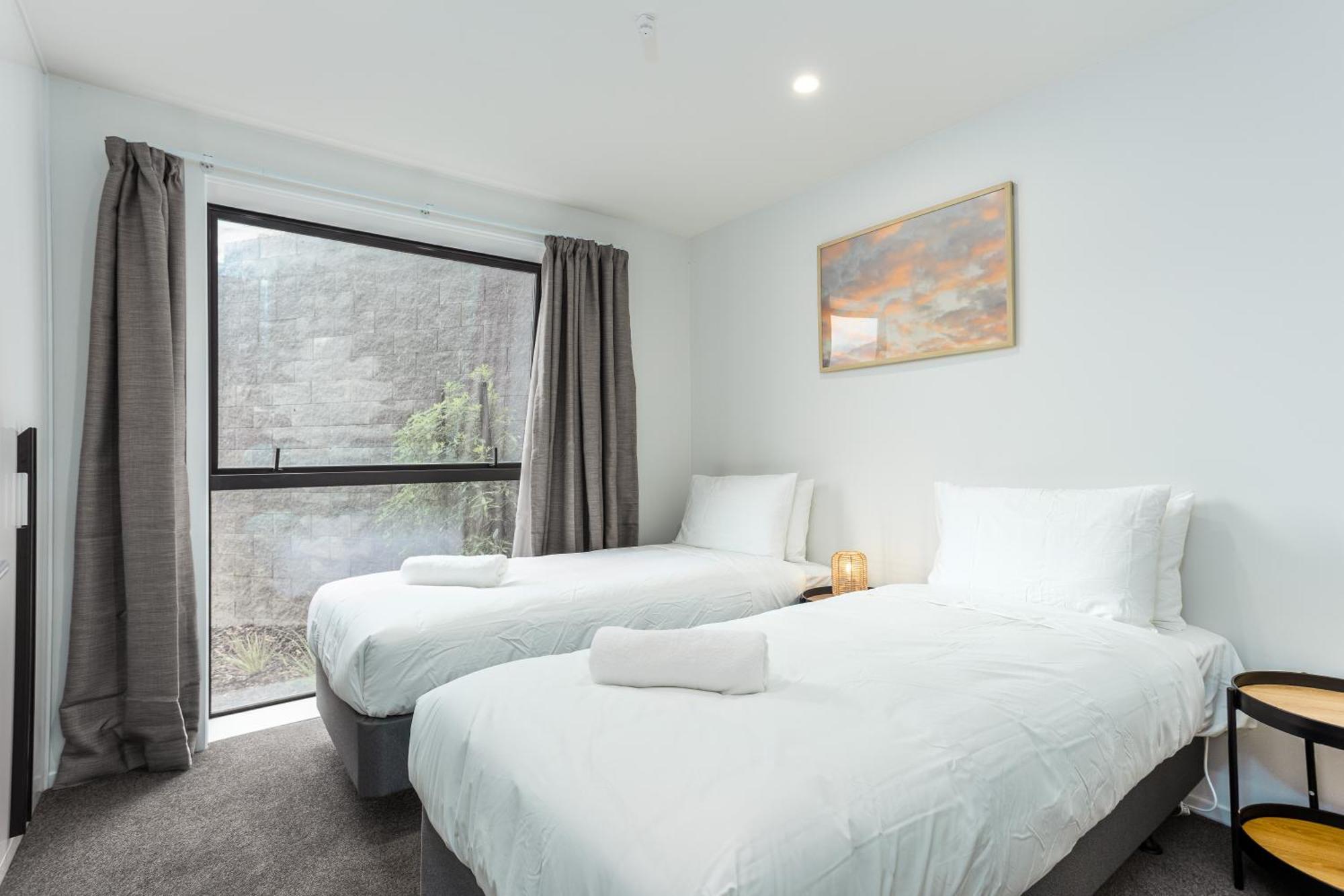 Lakeview Escape Fernhill Retreat Holiday home