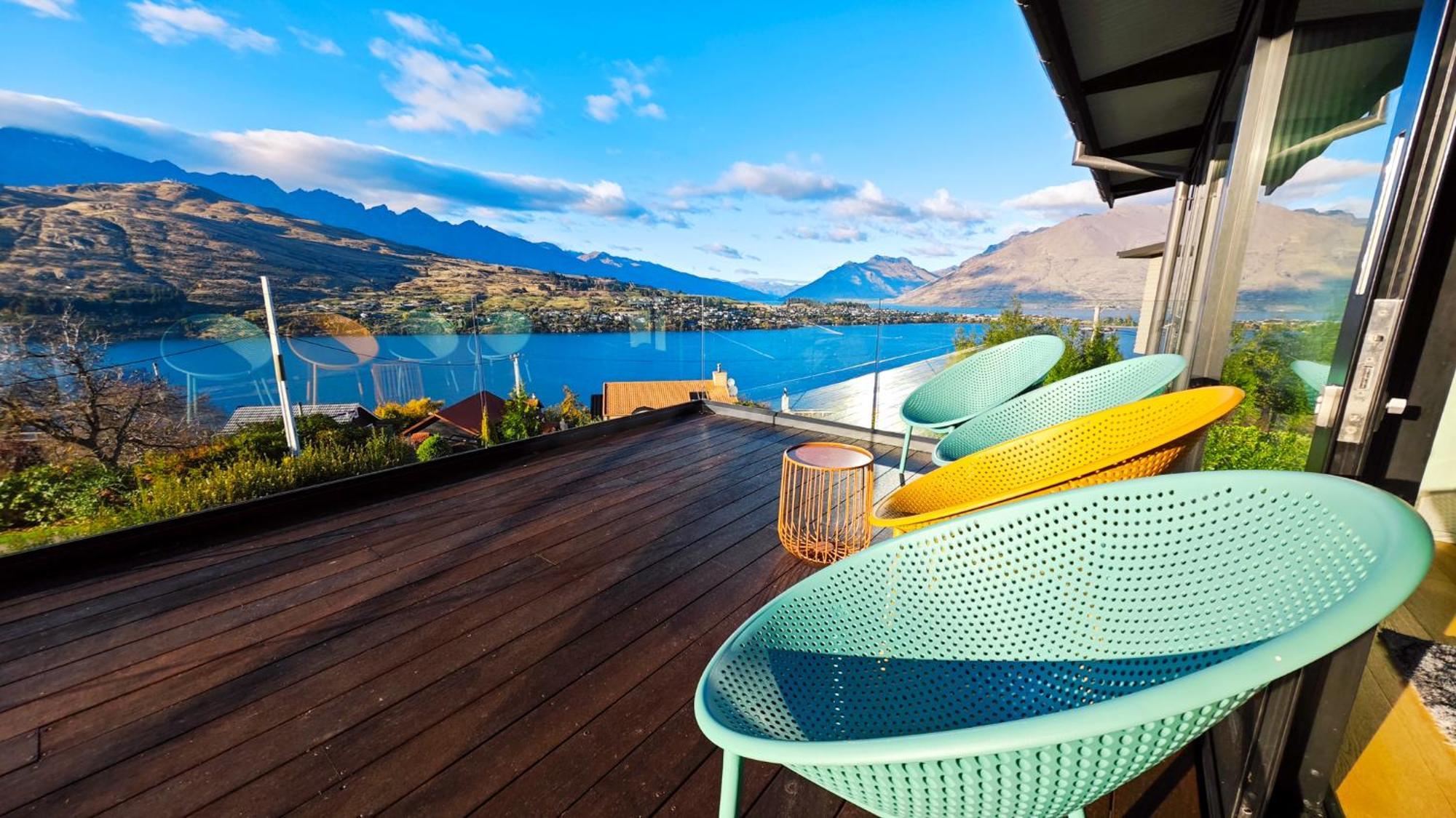 Lakevista Retreat - Hot Tub - Pool Apartment *