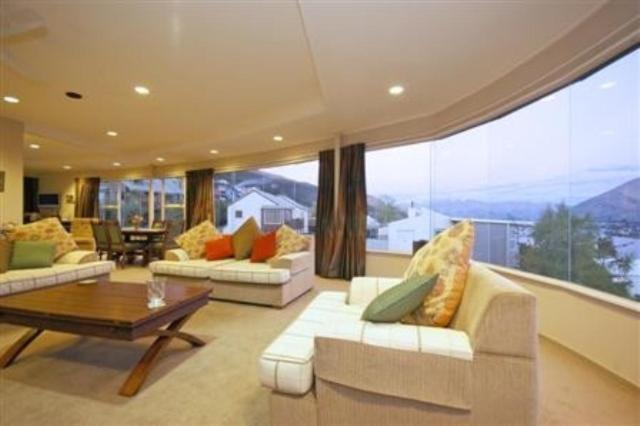 Vista Hotel 4*