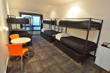 Base Backpackers Queenstown