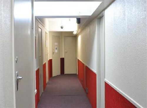 Yha Hostel *