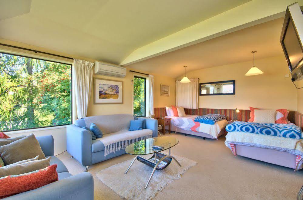 Larch Hill Bed & Breakfast