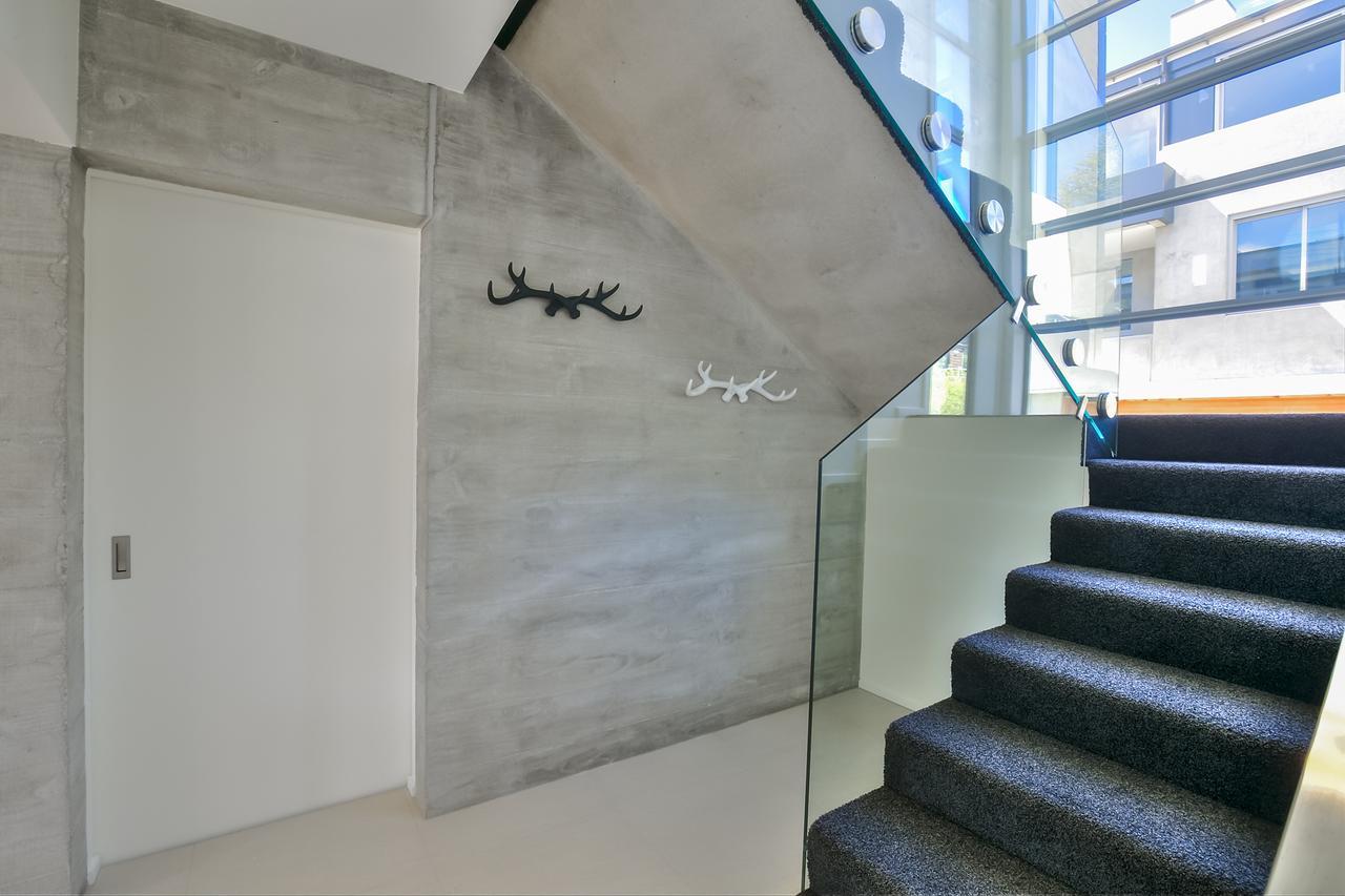 Diamond Luxury Apartment *