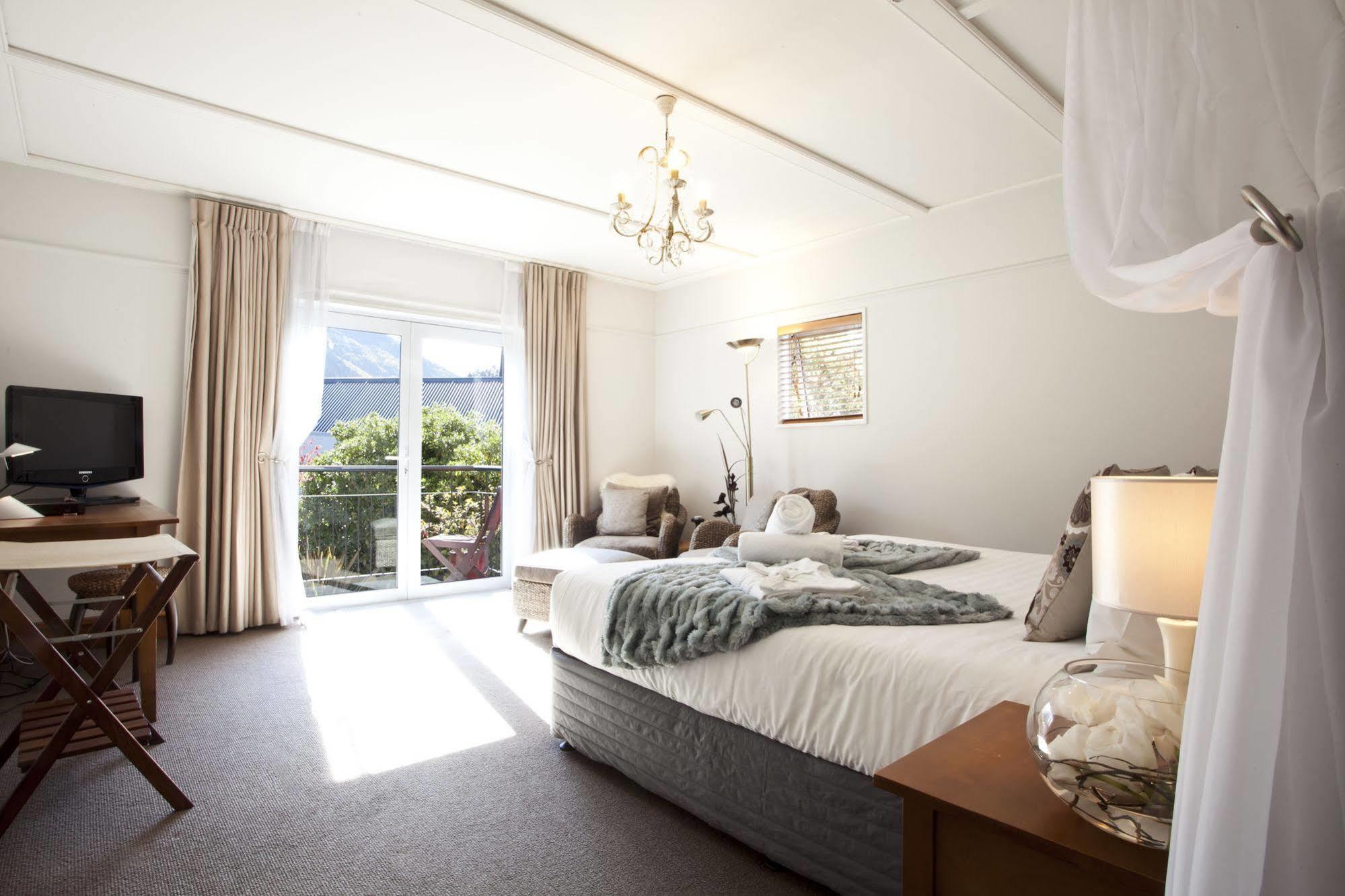 Hotel The Central Private By Naumi Queenstown