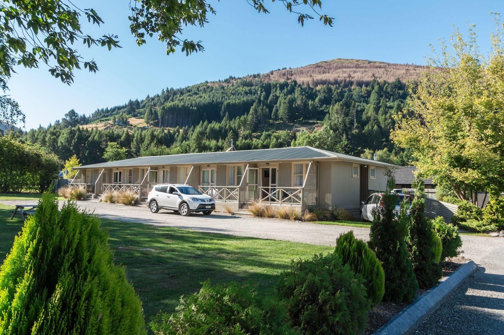 10 Holiday park 4*