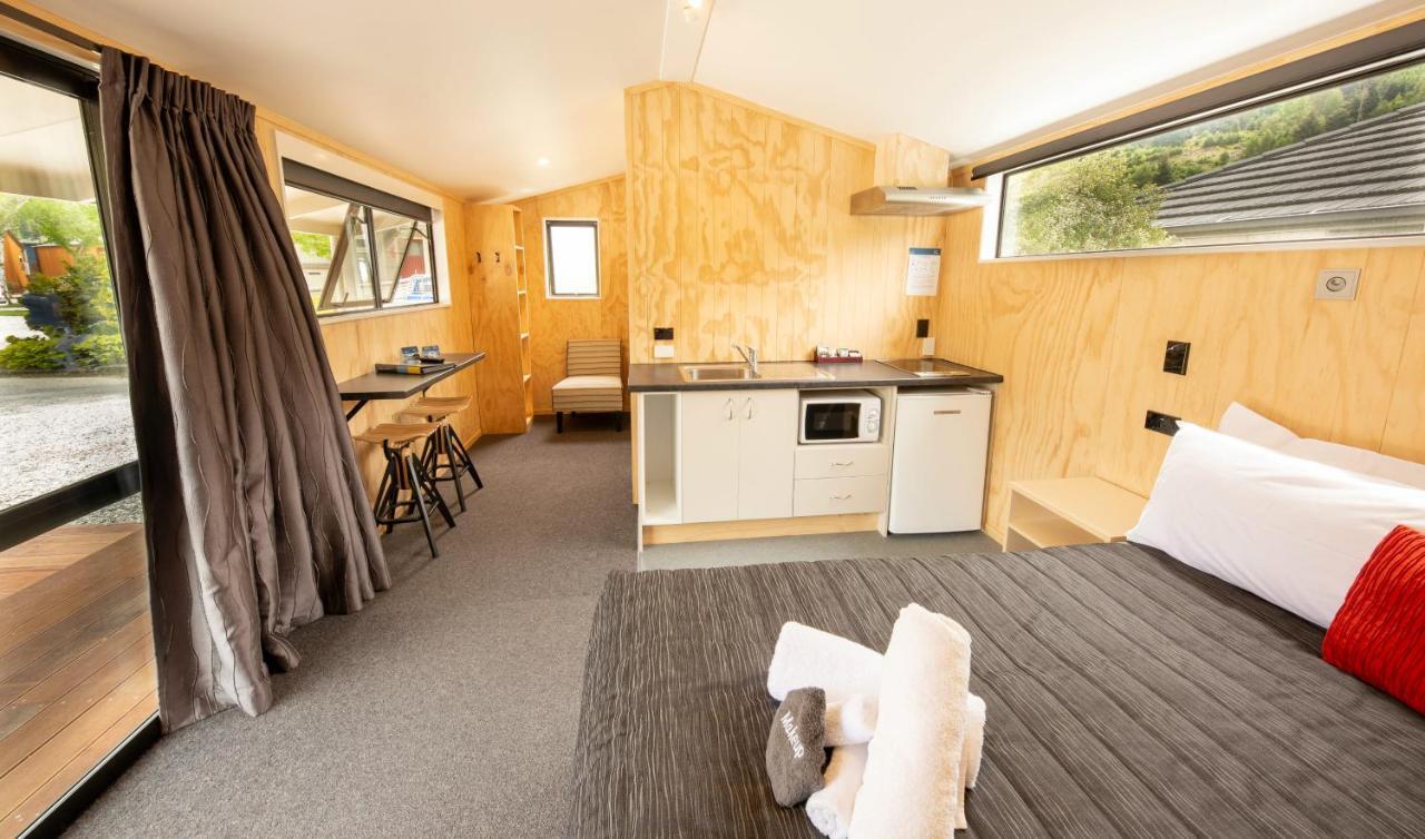 10 Holiday park 4*