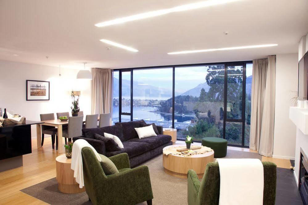 Marina - Element Escapes Apartment