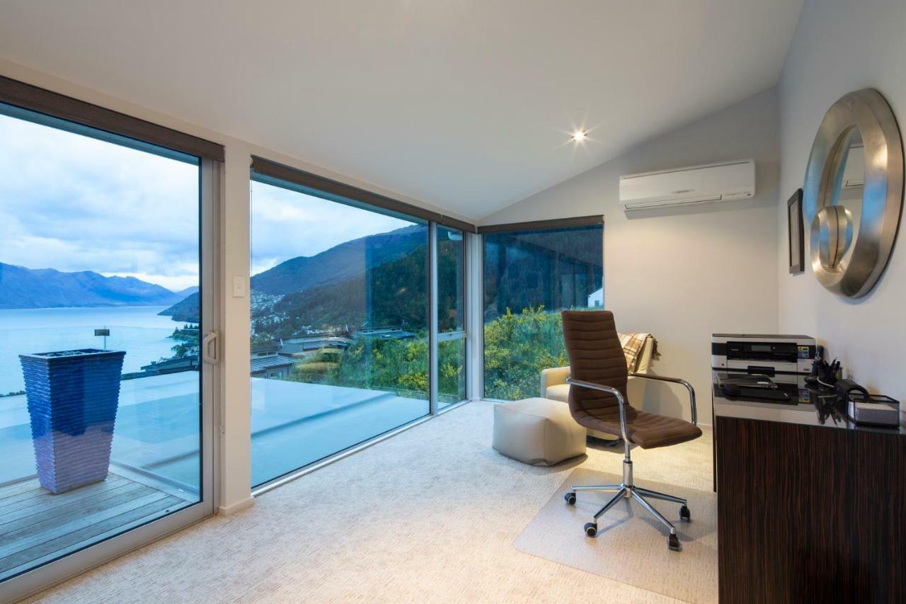Papillon, A Relax It's Done Luxury
