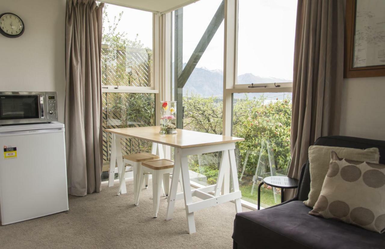 Cosy: Shared Pool And Walk To Town Queenstown