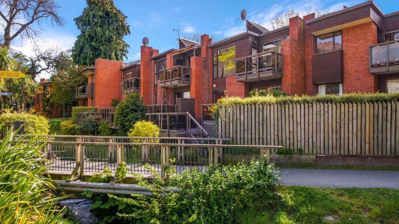 Penrich Court Apartment