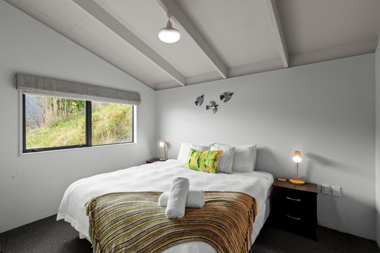 Holiday home The Hill Haven