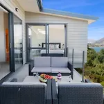 Whakatipu Bliss