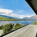 Highview Terrance 3 Bedrooms House Queenstown