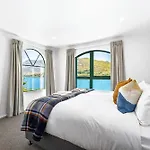 Lakefront Living At Remarkables Retreat - Eight