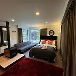 Airport Guesthouse