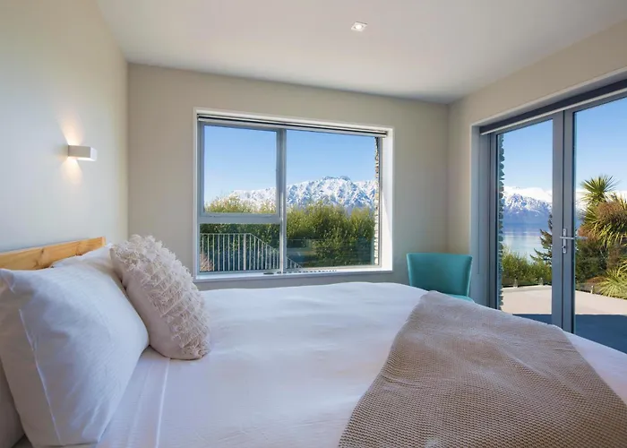 The Views And Spa By Staysouth