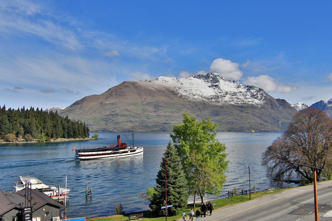 The Waterfront 4* Queenstown