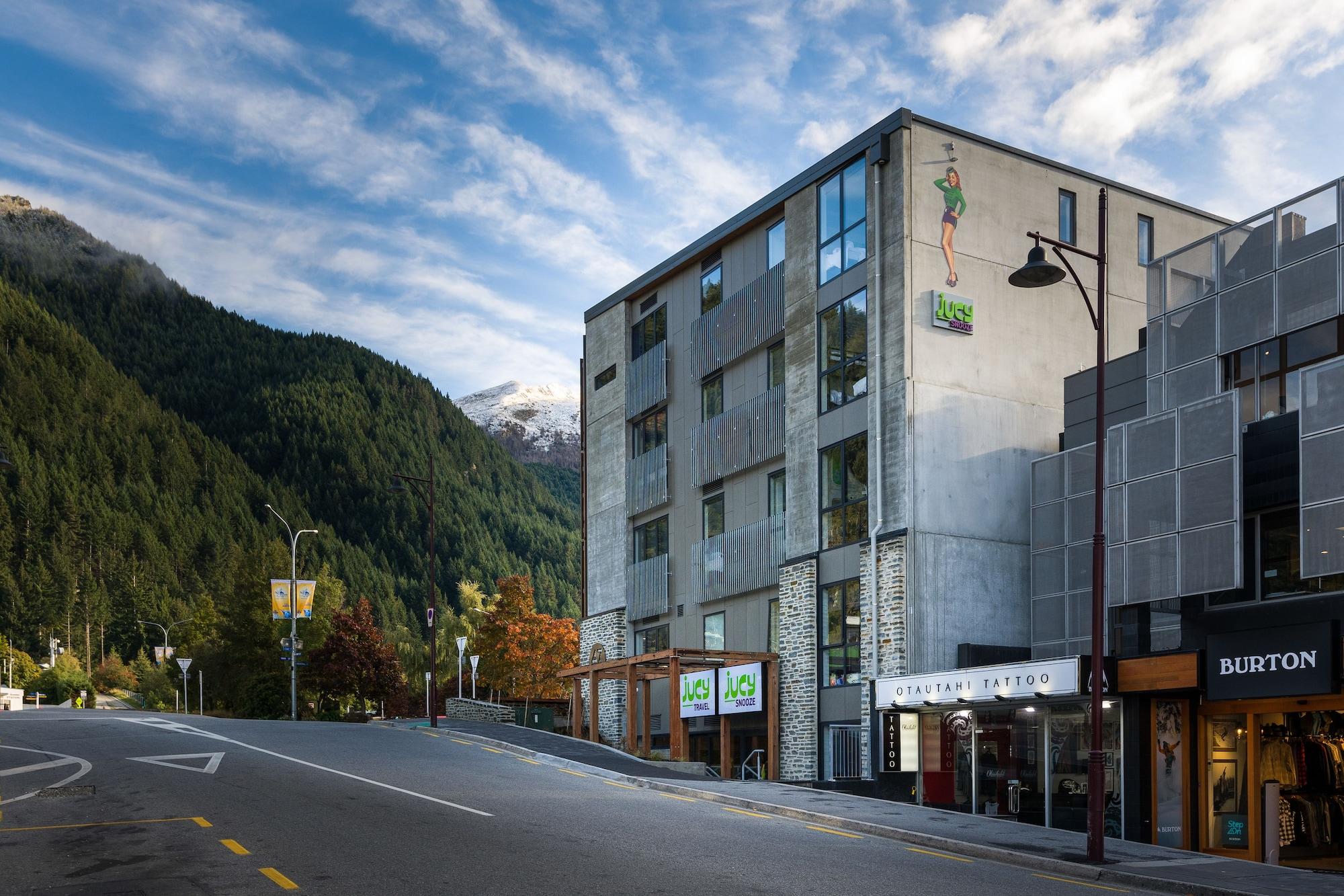 Lylo Hostel