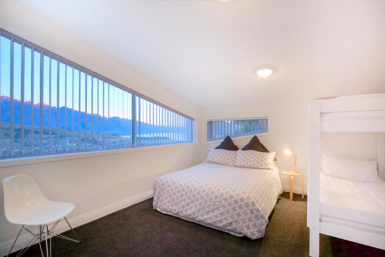 Holiday home Hensman Haven -