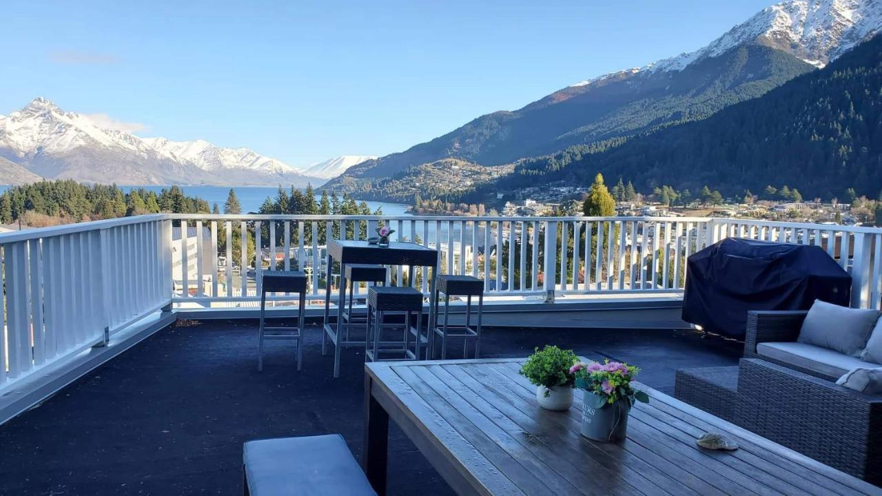 Holiday home Lakeview With Amazing Rooftop 镇上湖景三室套房