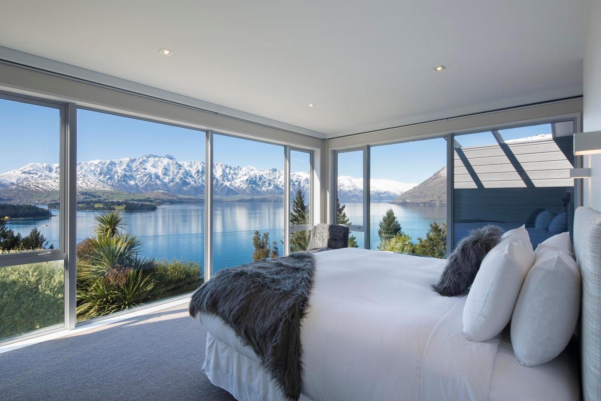 Villa The Views And By Staysouth *