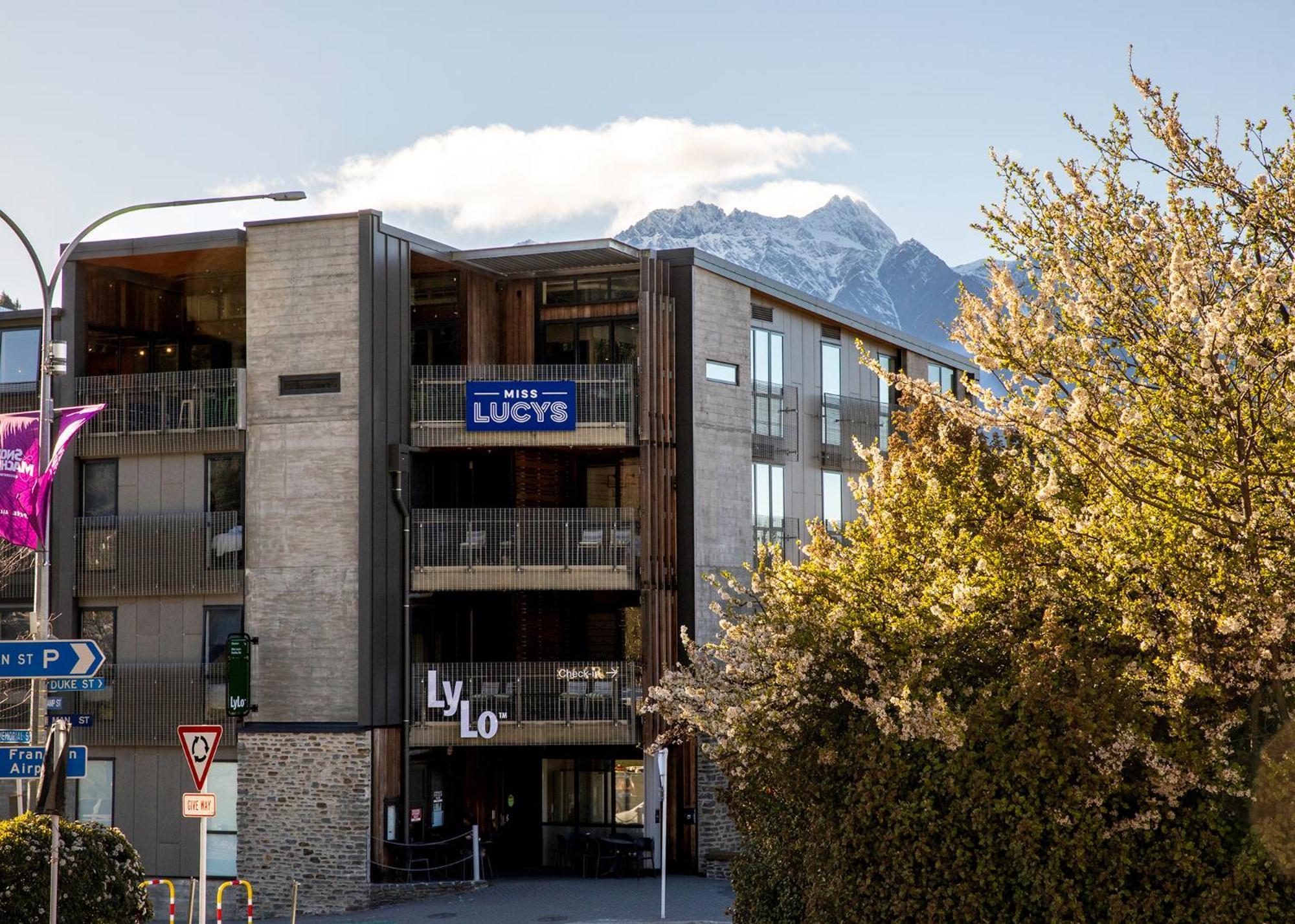 Hostel Lylo