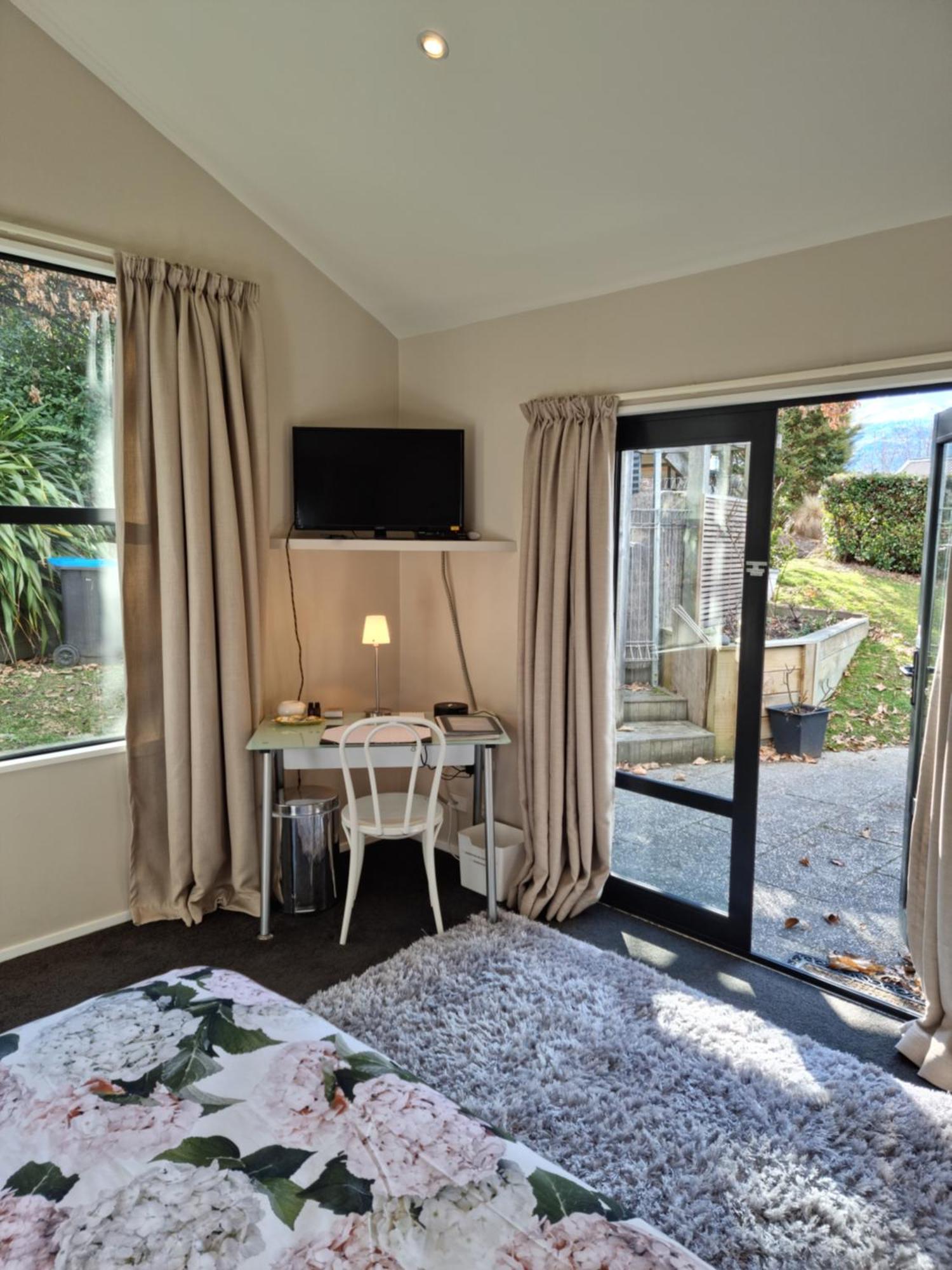 Homestay Haven Sanctuary With Private Entrance