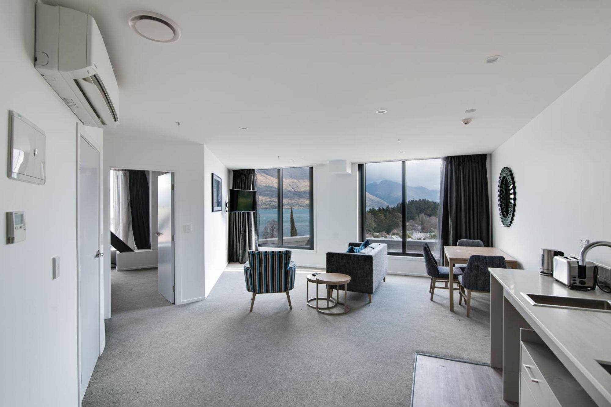 Ramada By Wyndham Hotel Queenstown