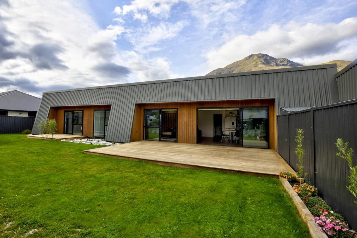 Family Friendly On Peasmoor - Sleeps 8 * Queenstown