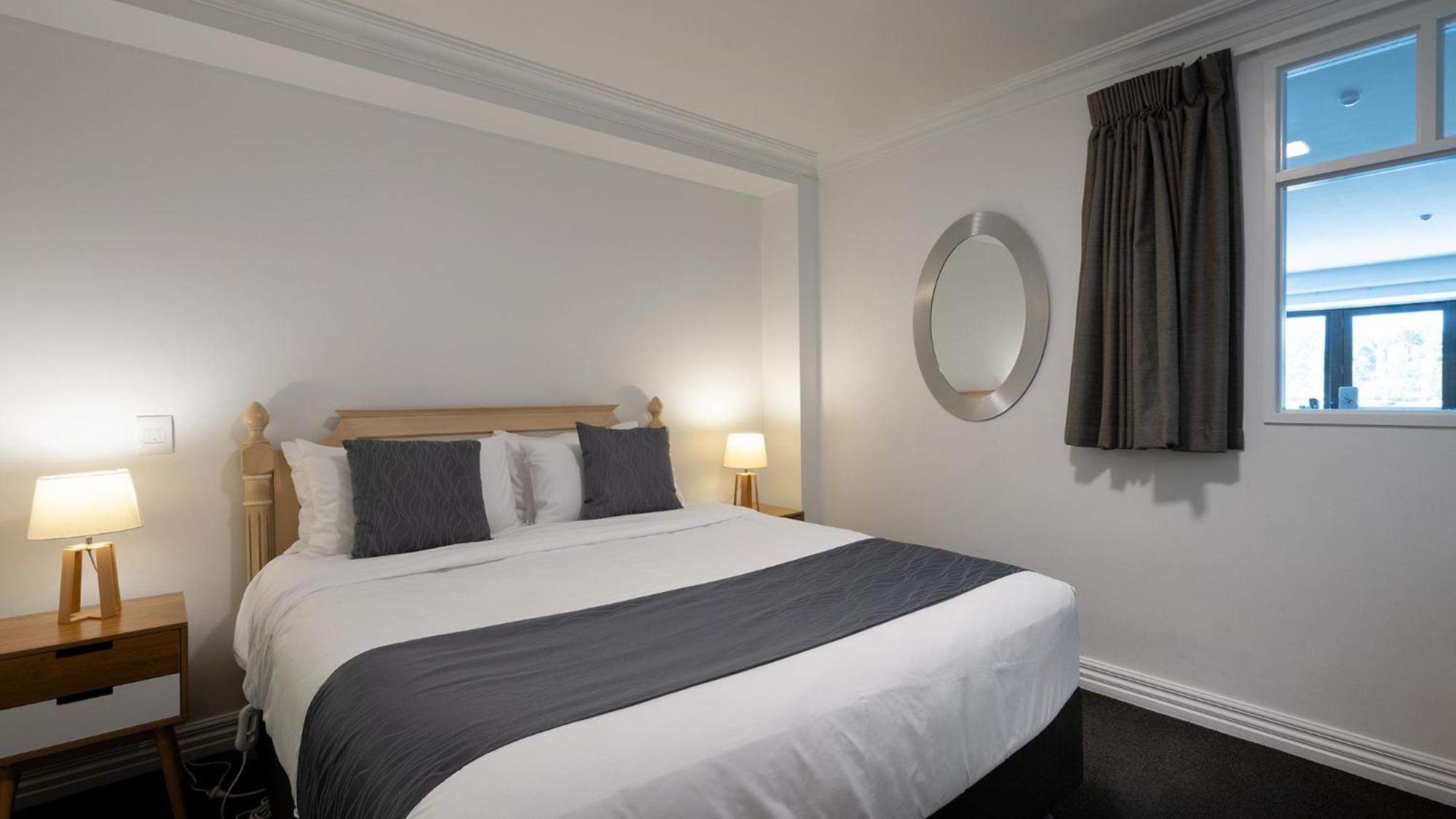 Aparthotel The Waterfront 4*