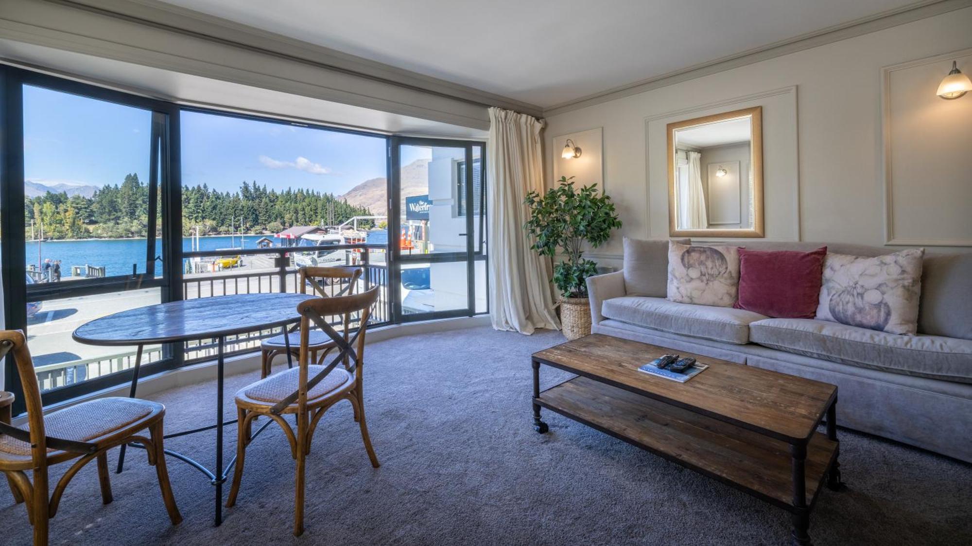 Aparthotel The Waterfront Queenstown
