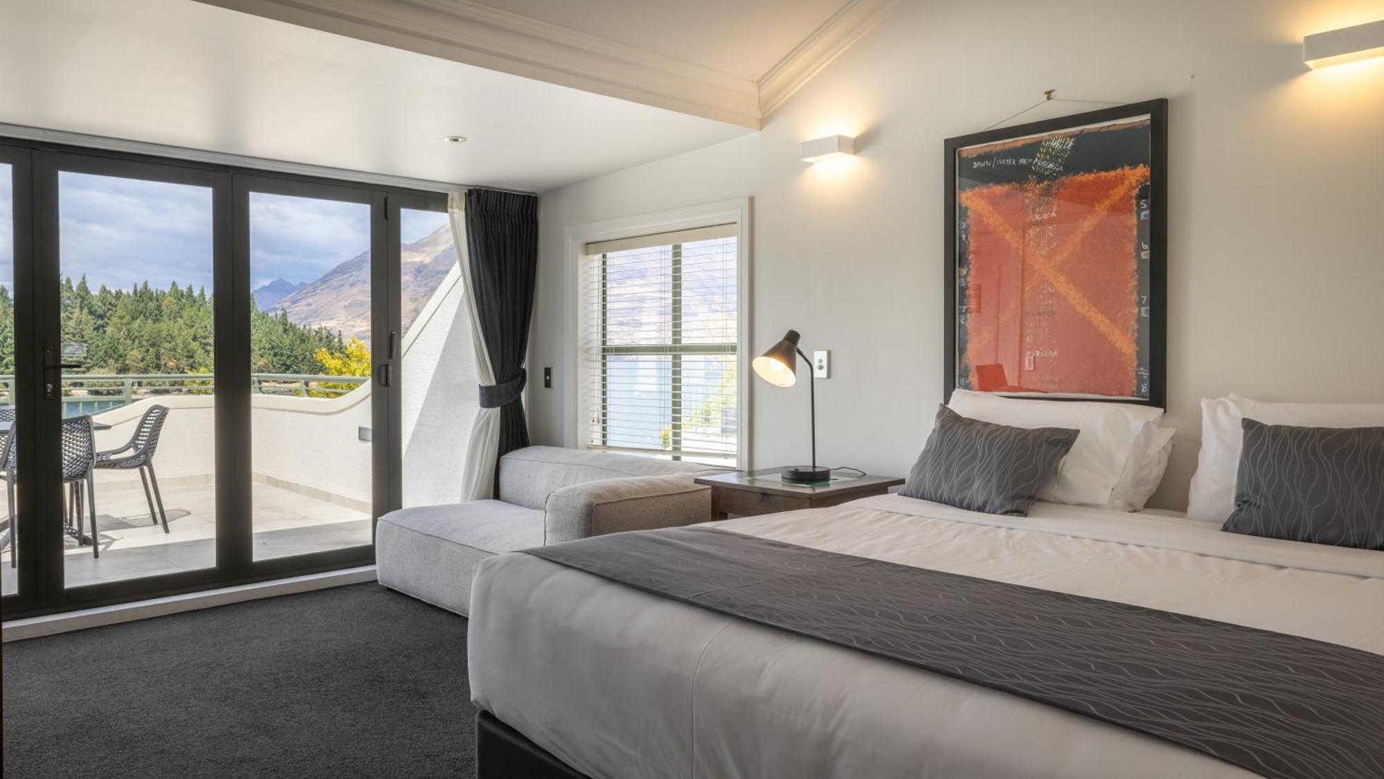 The Waterfront Aparthotel Queenstown