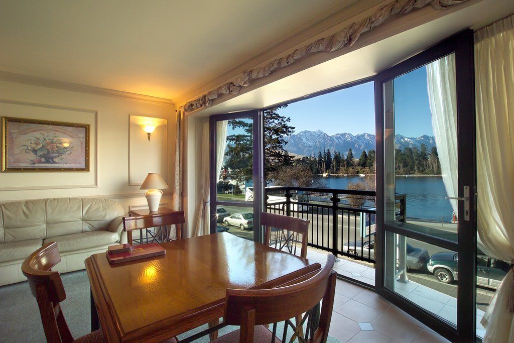 Aparthotel The Waterfront Queenstown