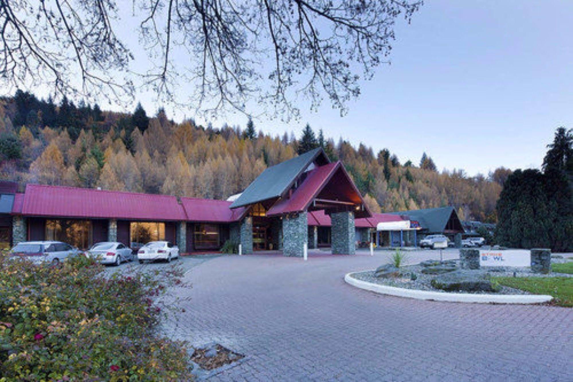 Swiss-belresort And Coronet Peak Hotel
