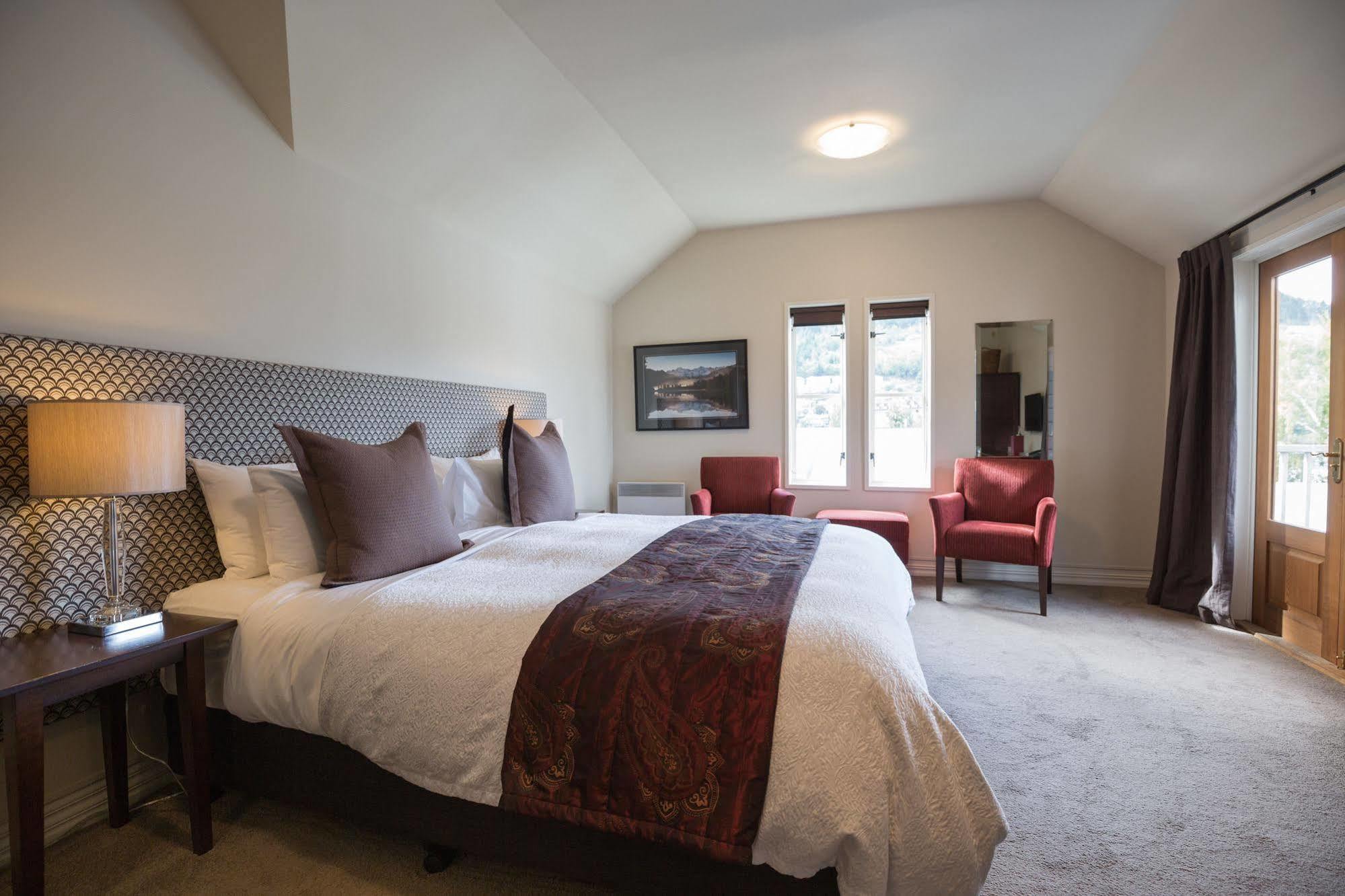 Hotel The Dairy Private By Naumi 4*