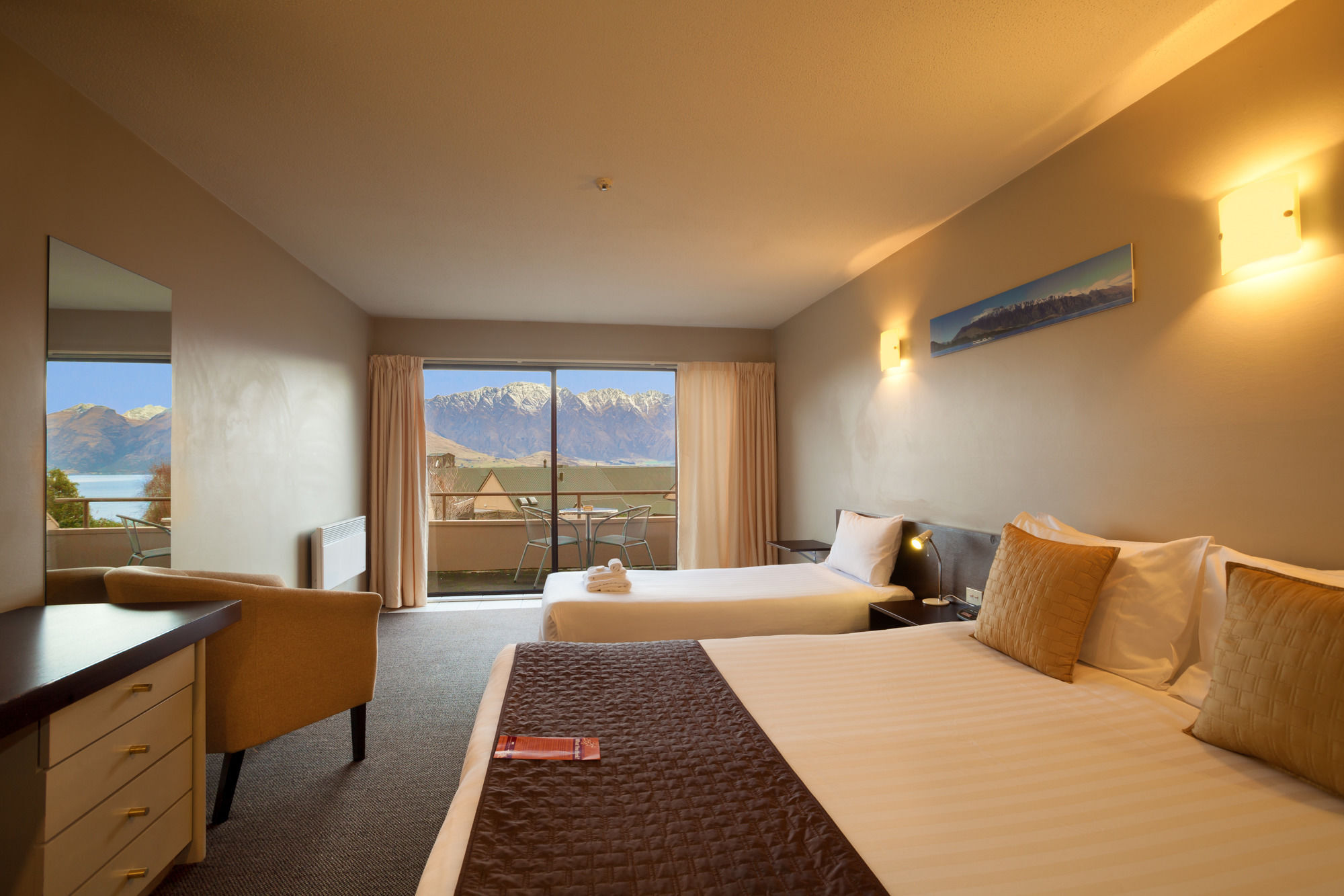 Kamana Lakehouse 4* Queenstown