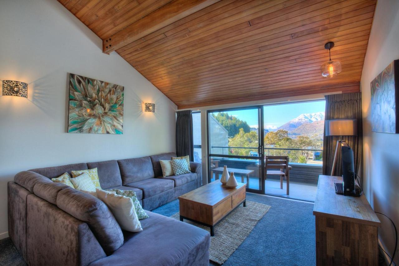 Holiday home Alpine Haven, Panoramic Lake Views