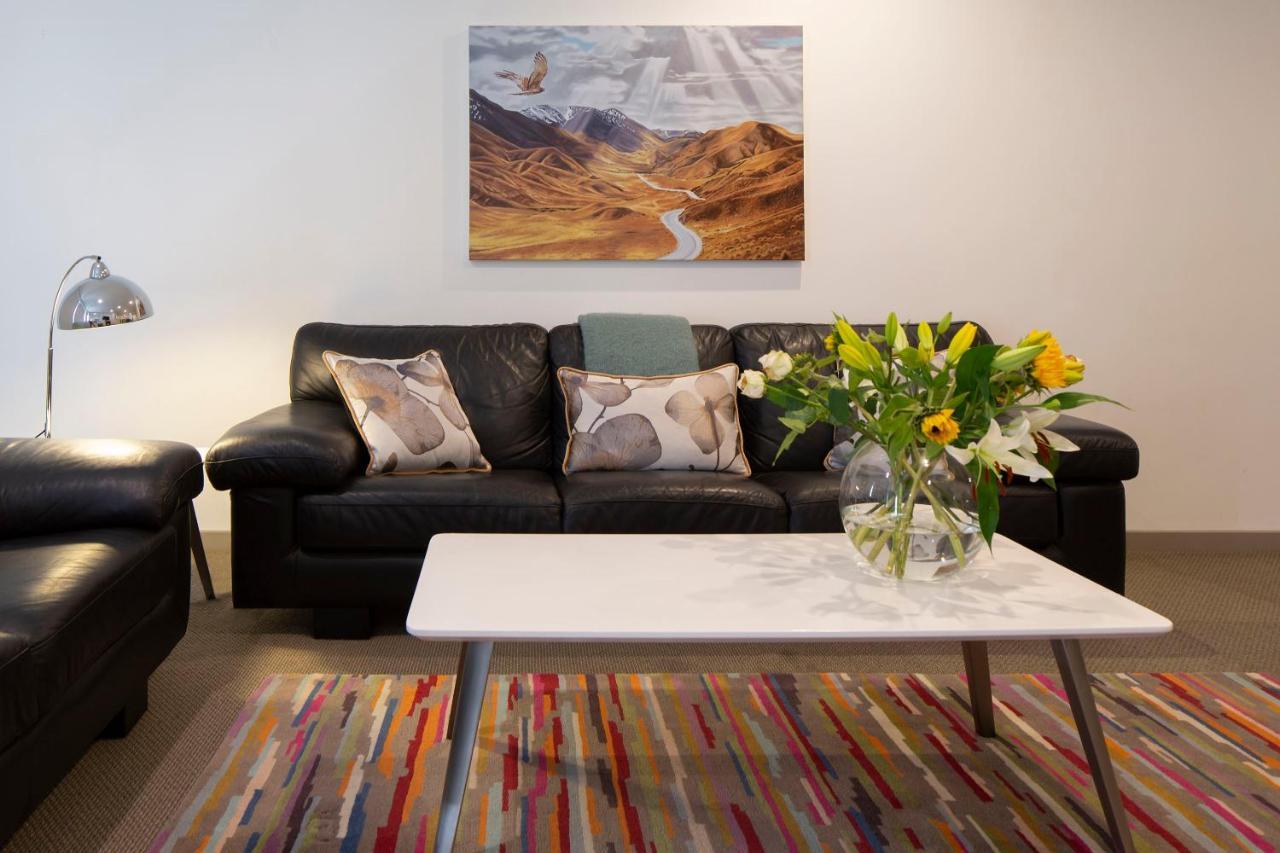 22 Hallenstein * Queenstown