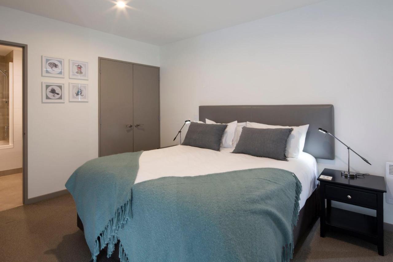 22 Hallenstein * Queenstown